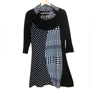 Women’s Papillon Hounds Tooth & Polkadot Sweater Dress